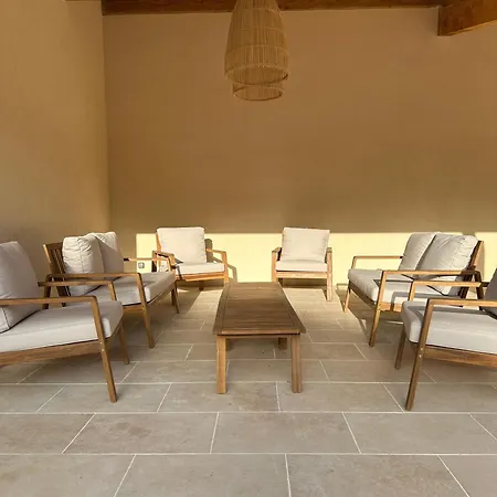 Maison De Charme Avec Piscine Privée *