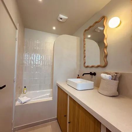 Maison De Charme Avec Piscine Privée * Uzès
